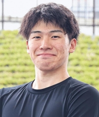 冨倉 巧
