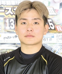 吉田 智哉