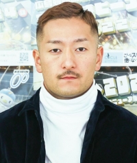 松井 宏佑