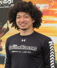 山崎 賢人