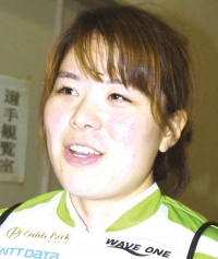 小林 優香