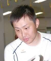 房州 輝也