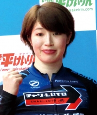 石井 貴子