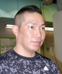 山原 利秀