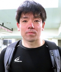 戸塚 涼介