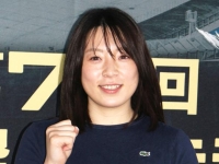 児玉 碧衣