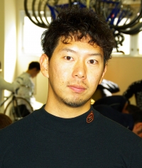 岡崎 智哉