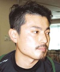 高谷 敏史