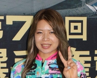 石井 寛子