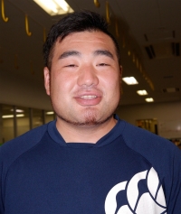 金野 俊秋
