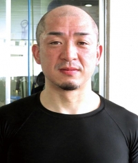 野田 源一
