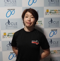 石井 貴子