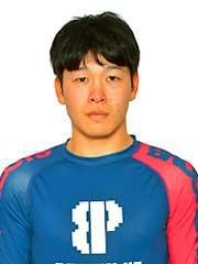 西田 優大