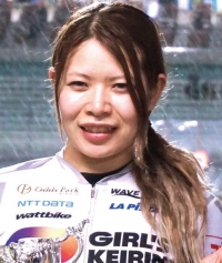 石井 寛子