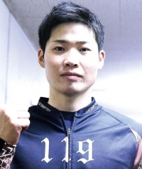 山崎 航