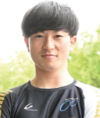 野崎 翼