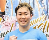 山田 諒
