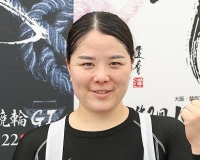 小林 優香