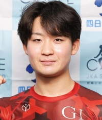 山崎 歩夢