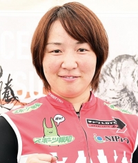尾崎 睦