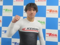 平根 優大
