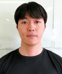 西本 健三郎