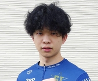 安達 光伸