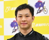 野津 宏介