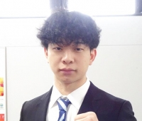 安達 光伸