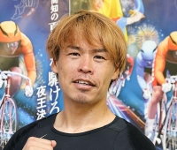 浅井 康太