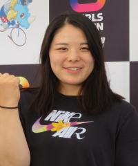 小林 優香