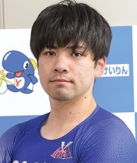 中 秀平