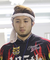 石塚 輪太郎