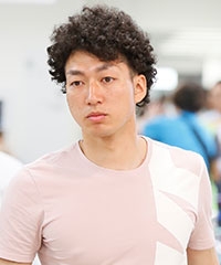 山崎 賢人