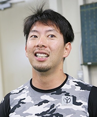 岡崎 智哉
