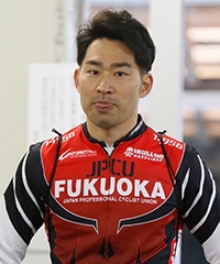 小川 賢人