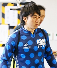 山崎 賢人