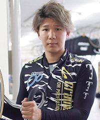長谷部 翔