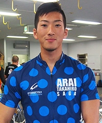 平尾 一晃