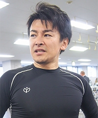 及川 裕奨