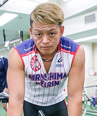 三登 誉哲
