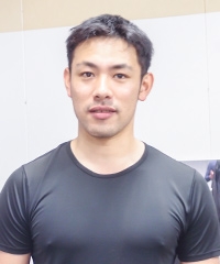 井寺 亮太