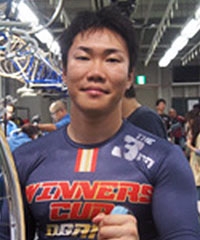 山田 諒