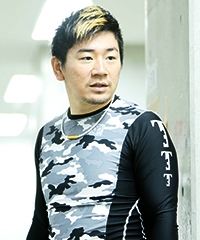 松村 友和