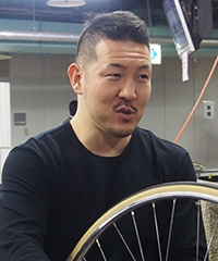 伊藤 信