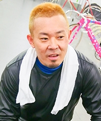 住村 実