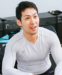 新山 将史