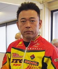 赤井 学