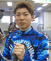 鈴木 涼介