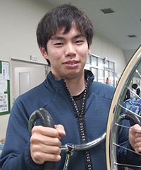 阿部 架惟都